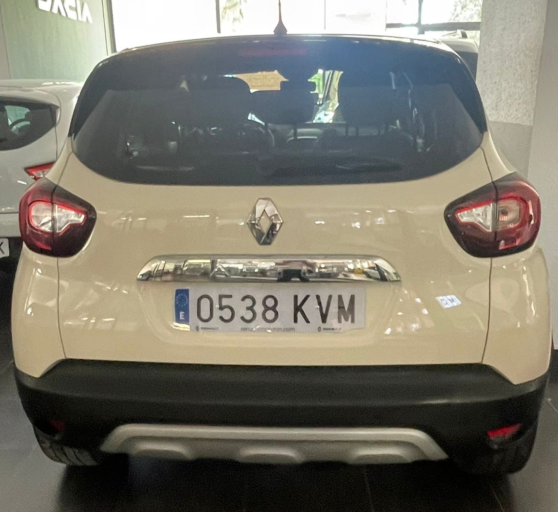 Renault Captur ZEN 130CV miniatura 4